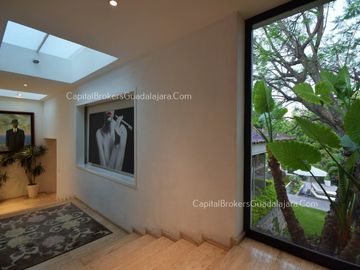 Casa en Colinas de San Javier de Lujo con alberca en Venta