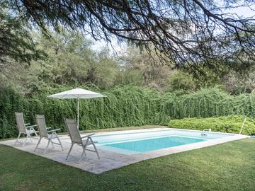 Casa en  Venta en Country El Bosque. 5 dormitorios.Pileta