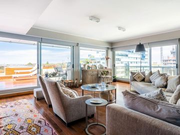 3 Ambientes en Zencity con terraza propia y 2 cocheras - venta con renta