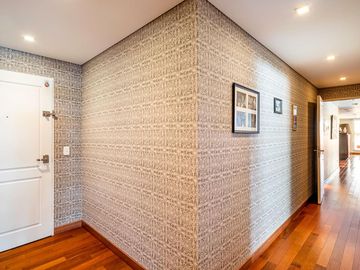 3 Ambientes en Zencity con terraza propia y 2 cocheras - venta con renta