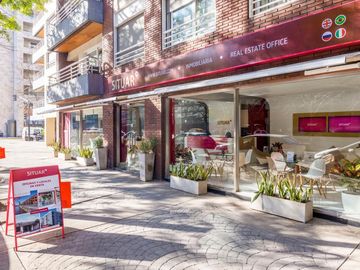 3 Ambientes en Zencity con terraza propia y 2 cocheras - venta con renta