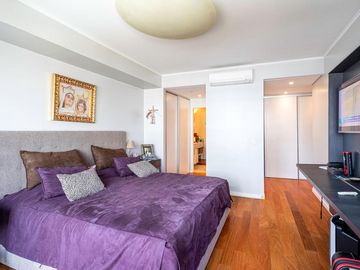 3 Ambientes en Zencity con terraza propia y 2 cocheras - venta con renta