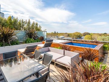 3 Ambientes en Zencity con terraza propia y 2 cocheras - venta con renta