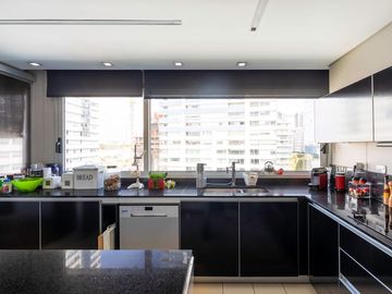 3 Ambientes en Zencity con terraza propia y 2 cocheras - venta con renta