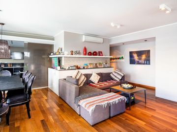 3 Ambientes en Zencity con terraza propia y 2 cocheras - venta con renta