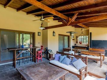 Venta Casa 4 dormitorios Pileta Country Golf Club Fisherton. Acepta permuta