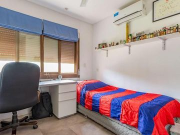 Venta Casa 4 dormitorios Pileta Country Golf Club Fisherton. Acepta permuta