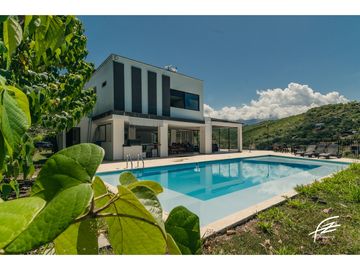 FINCA EN VENTA EN SOPETRN, ANTIOQUIA