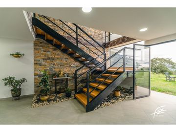 CASA CAMPESTRE EN NORTEAMÉRICA, ANTIOQUIA