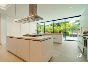 CASA CAMPESTRE EN VENTA EN SAN JERONIMO, ANTIOQUIA