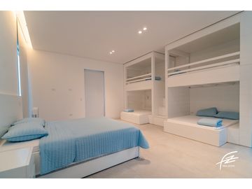 CASA CAMPESTRE EN VENTA EN SAN JERONIMO, ANTIOQUIA