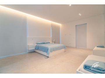 CASA CAMPESTRE EN VENTA EN SAN JERONIMO, ANTIOQUIA