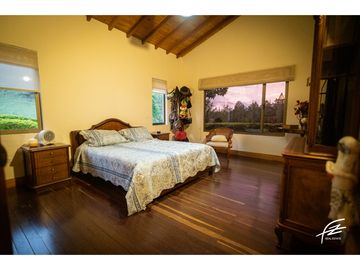 CASA CAMPESTRE EN VENTA EN EL RETIRO, ANTIOQUIA