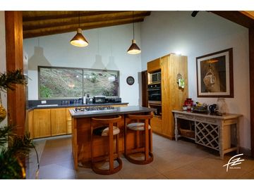 CASA CAMPESTRE EN VENTA EN EL RETIRO, ANTIOQUIA