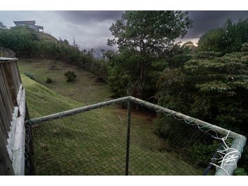 CASA CAMPESTRE EN VENTA EN EL RETIRO, ANTIOQUIA