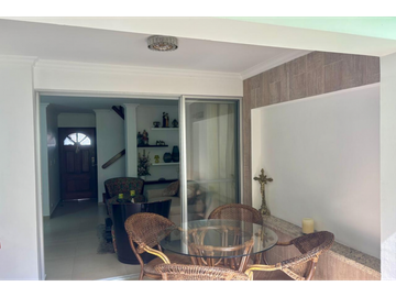 Casa en Conjunto en Venta en Ciudad Jardín Cali