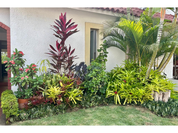 Casa en Conjunto en Venta en Ciudad Jardín Cali
