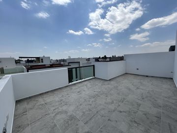 VENTA DE CASA EN FRACCIONAMIENTO EL SUSPIRO, ATRÁS DE PLAZA SAN DIEGO 4R