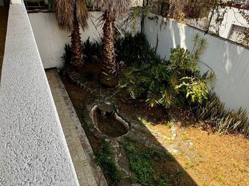 CASA EN VENTA EN LOMAS DE GUEVARA