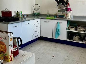 CASA EN VENTA EN LOMAS DE GUEVARA