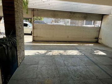 CASA EN VENTA EN LOMAS DE GUEVARA