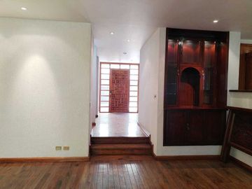 CASA EN VENTA JARDINES DE LA MONTAÑA