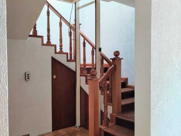 CASA EN VENTA JARDINES DE LA MONTAÑA