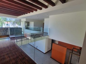 VENTA CASA EN BALVANERA COUNTRY CLUB CORREGIDORA QRO