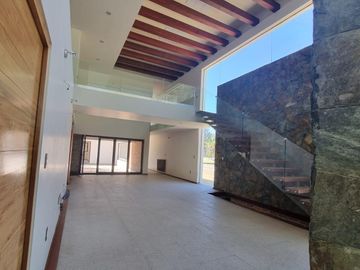 VENTA CASA EN BALVANERA COUNTRY CLUB CORREGIDORA QRO