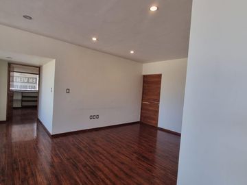 VENTA CASA EN BALVANERA COUNTRY CLUB CORREGIDORA QRO
