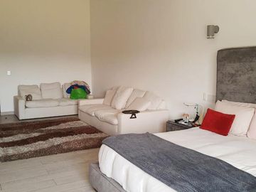 VENTA Casa Semiamueblada LAGOS DEL SOL C3227