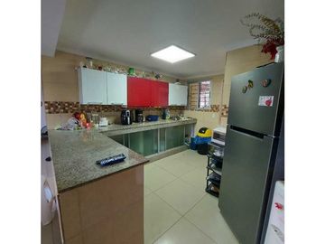 EN VENTA CASA EN BETANIA 8REC 6B