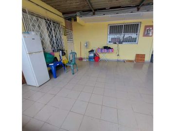 EN VENTA CASA EN BETANIA 8REC 6B