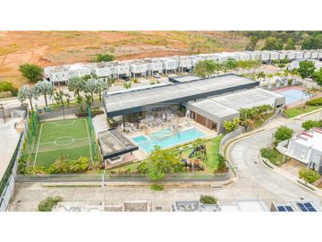 Casa en Venta Brisas del Golf, PH Victoria Paseo del Norte 5 recamaras