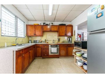 Casa Tipo Chalet en Hato Pintado - Con Patio Frente a TIGO -12 Octubre