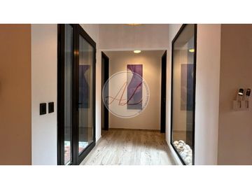 CASA 186 / BARRIO VILLAROBLES
