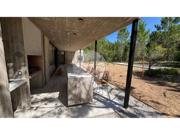 CASA 558 / BARRIO SERENA - VILLAROBLES