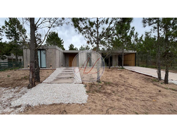CASA 558 / BARRIO SERENA - VILLAROBLES