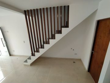 Dúplex en venta de 2 dormitorios c/ cochera en Costa Azul