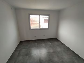 Dúplex en venta de 2 dormitorios c/ cochera en Costa Azul