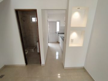 Dúplex en venta de 2 dormitorios c/ cochera en Costa Azul
