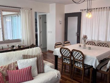 Casa PH en venta en Hurlingham