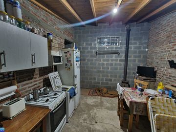 Casa en venta de 2 dormitorios c/ cochera en Monte Grande