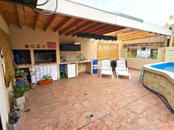 Casa en venta en Lanus Oeste
