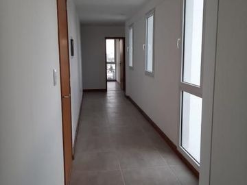 38 E/ 17 Y 18- TRIPLEX DE 3 DORM