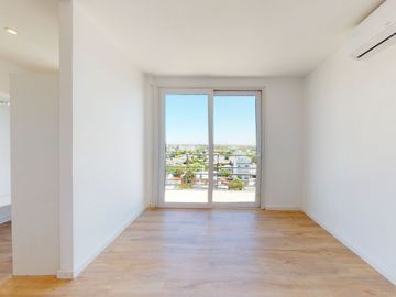 38 E/ 17 Y 18 - TRIPLEX DE 3 DOR