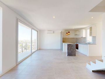 38 E/ 17 Y 18 - TRIPLEX DE 3 DOR
