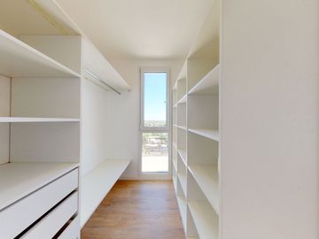 38 E/ 17 Y 18 - TRIPLEX DE 3 DOR