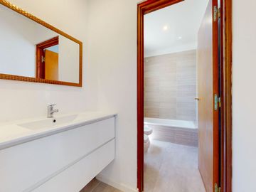 38 E/ 17 Y 18 - TRIPLEX DE 3 DOR