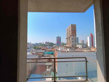 Dpto. 1 dorm. con vista al puerto en CAM 95.